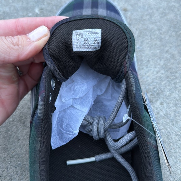 NIB Vans Era CA Lace Up Sneakers - Picture 16 of 16